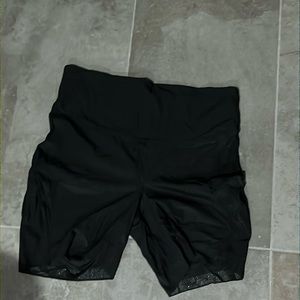 lululemon short
